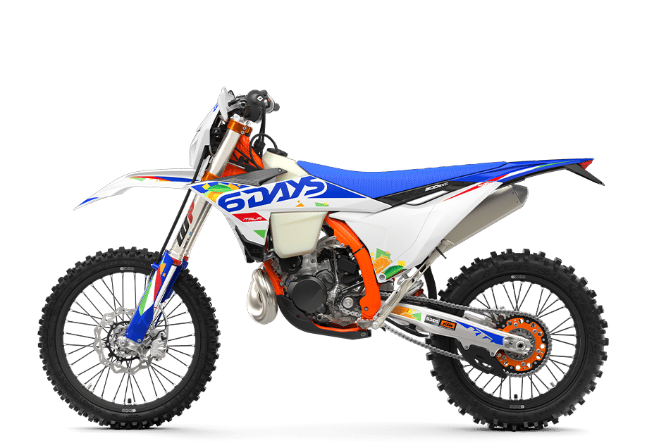 PHO_BIKE_90_LI_KTM-enduro-300-exc-6days-left-side-studio-image_#SALL_#AEPI_#V1
